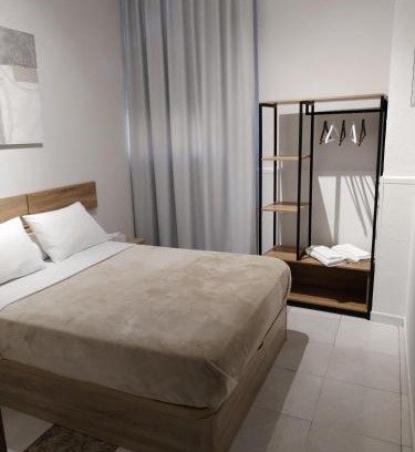 Manises Hostal | Pensión A&E