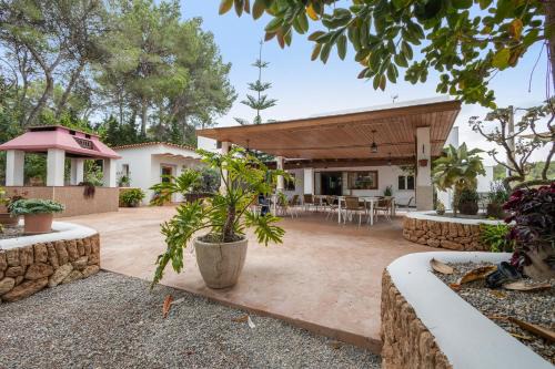 Playa de Es Figueral Casa | Pensión las 3 Golondrinas