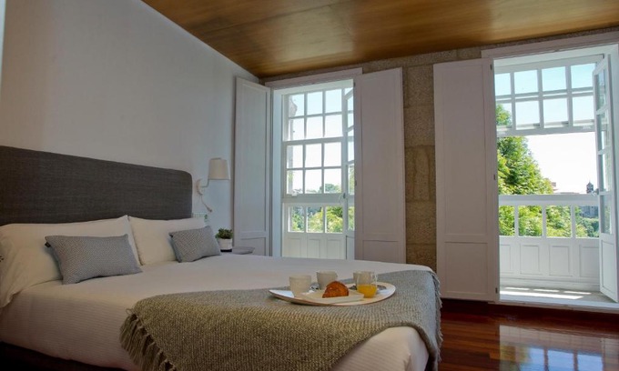 Centro histórico de Santiago de Compostela Casa | Pensión O Xardin de Julia