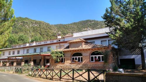 La Iruela Casa | Pensión Rural Arroyo la Teja