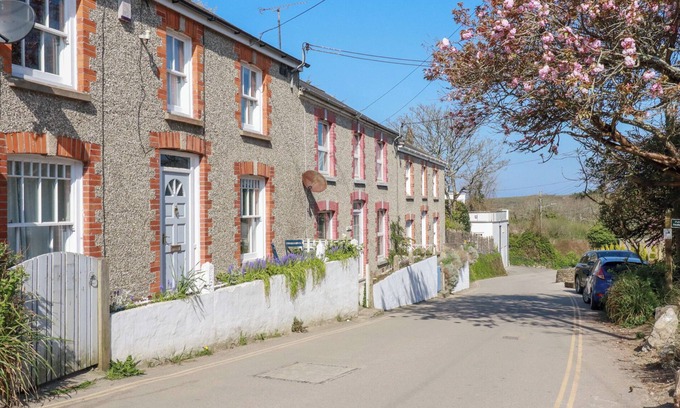 Crantock Cabaña | PENSILVA, pet friendly, country holiday cottage in Crantock