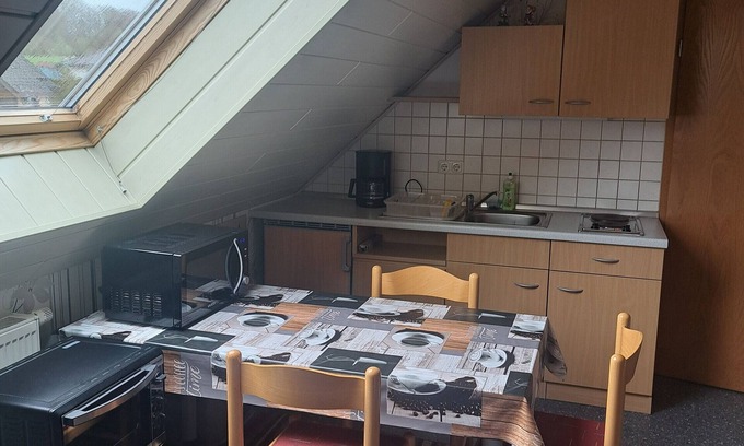 Herbstein Apartamento | Pension Andrea: Ferienwohnung 2 con balcón y Wi-Fi