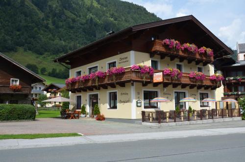 Fusch an der Grossglocknerstrasse Cama Y Desayuno | Pension Dorfplatzl