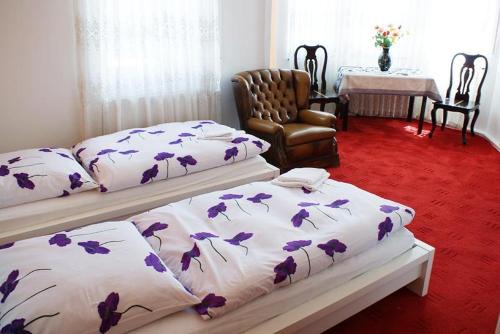 Koenigsbrunn Apartamento | Pension De Lux Königsbrunn