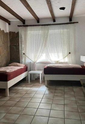 Osnabrueck Apartamento | Pension Highway Ferienwohnung Osnabrück