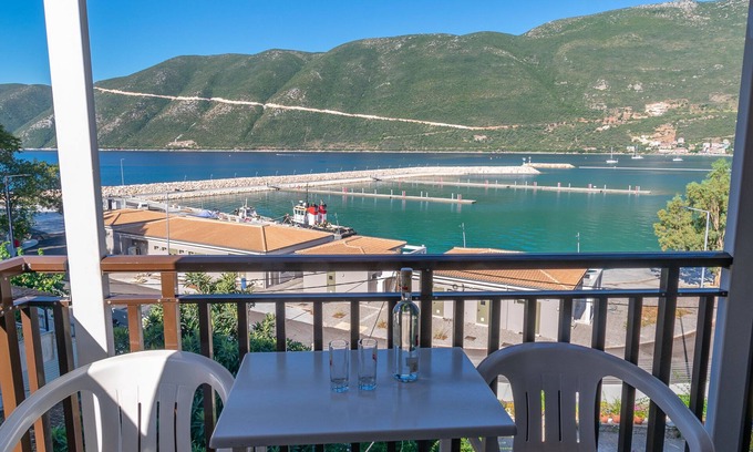 Vassiliki Casa | Pension Holidays