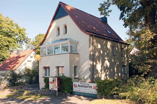 Sangerhausen Apartamento | Pension Rosengarten