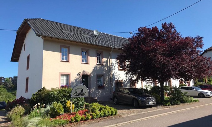 Serrig Casa | Pension Schmitz