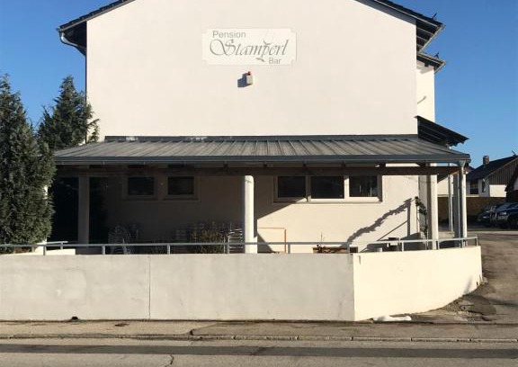 Vohburg an der Donau Casa | Pension Stamperl Bar