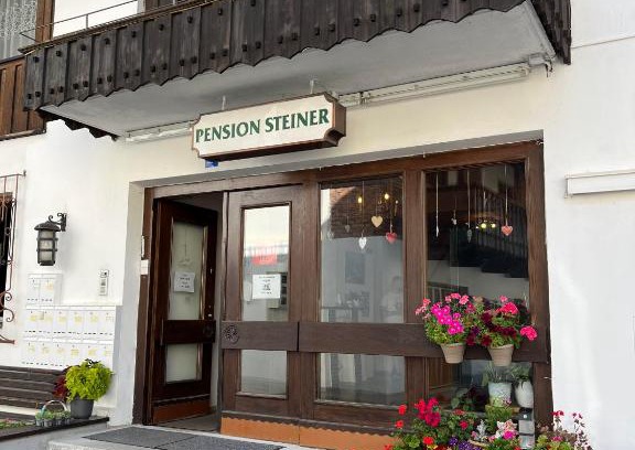 Matrei am Brenner Apartamento | Pension Steiner, 6143 Matrei am Brenner!Check-in between 15 - 21 o'clock! No breakfast