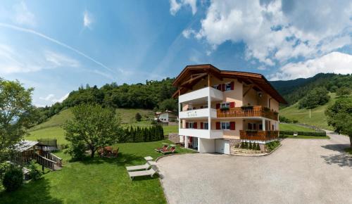 Laion Cama Y Desayuno | Pension Talblick