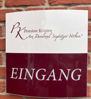 Dreiheide Otro | Pension und Ferienwohnung Kristen Am Denkmal Süptitzer Höhen