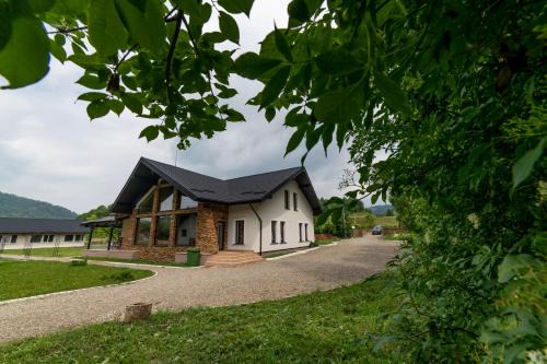 Vama Casa | Pensiunea ARC Bucovina