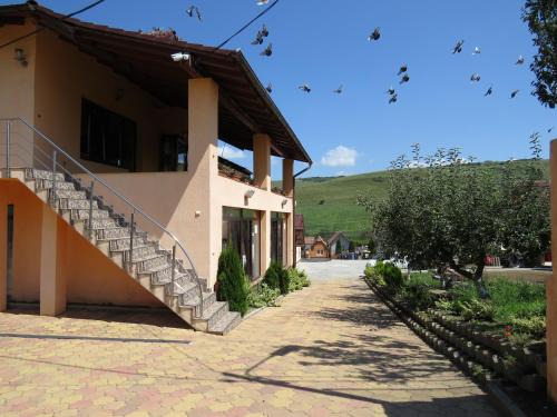 Slimnic Casa | Pensiunea Baroque Slimnic