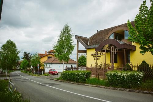Tirgu Mures Casa | Pensiunea Imperial