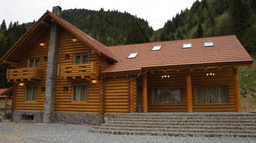 Arieseni Casa | Pensiunea Izbucul Tauz