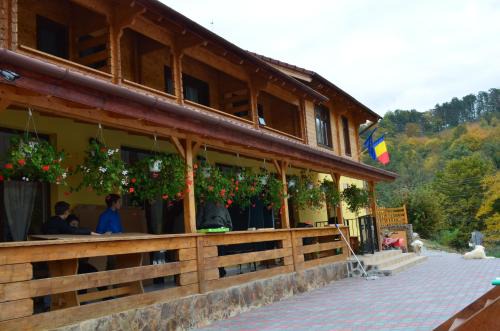 Varciorog Casa | Pensiunea Mihaiu Sasului