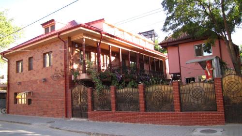 Sulina Casa | Pensiunea Pluto Sulina