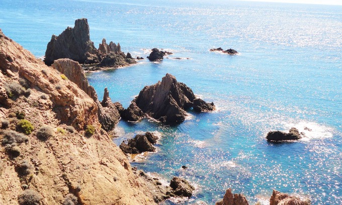 Las Herrerias Apartamento | 2 Bed Beachfront Apartment con espectaculares vistas al mar