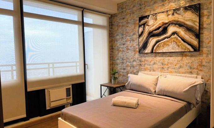 Downtown Apartamento | Penthouse 2 bedroom unit with balcony