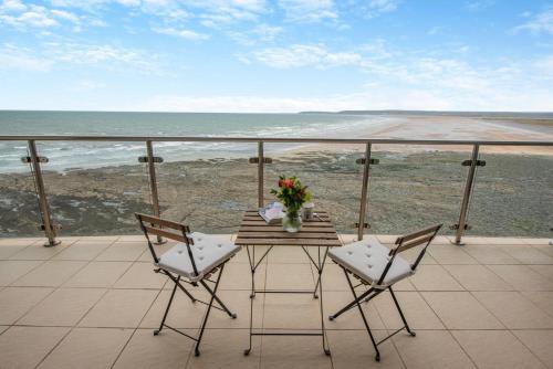 Westleigh Casa | Penthouse 60 - Horizon View