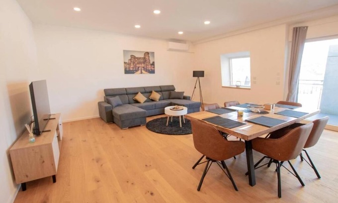 Maximin Apartamento | Penthouse apartment above the rooftops of Trier