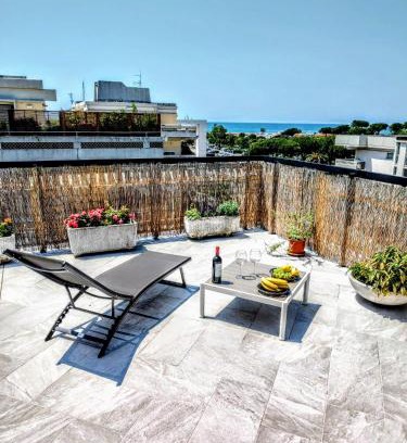 Marina di Carrara Apartamento | -Penthouse con Terrazza Panoramica -Free Parking-