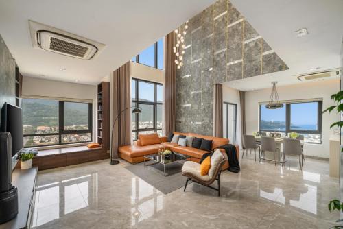Son Tra Apartamento | Penthouse Duplex 4 bedrooms Ocean View, Rooftop Pool