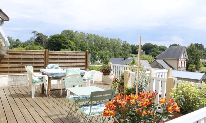 Saint-Jean-le-Thomas Apartamento | PENTHOUSE APARTMENT 2MIN FROM MONT SAINT MICHEL BAY