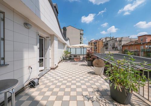 Bullona Apartamento | Penthouse in Milan - 2 terraces and Netflix