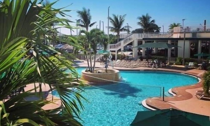 Cocoa Beach Complejo | PENTHOUSE : OCEAN FRONT - DOUBLE BALCONY