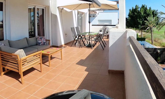 Torre-Pacheco Apartamento | Ático con vistas al campo de golf de Mar Menor. WI-FI GRATIS. Preciosa piscina