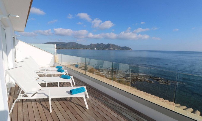 Cala Bona Apartamento | PENTHOUSE "SKY", moderno+comodo, con fantásticas vistas al mar y mucho sol