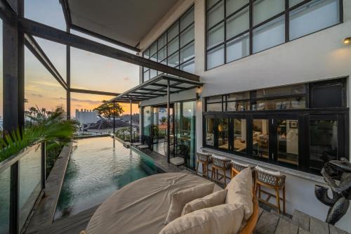 Berawa Apartamento | Penthouse Sunset Seabreeze - 5 stars K Club Penthouse with Seaview Next to Finns
