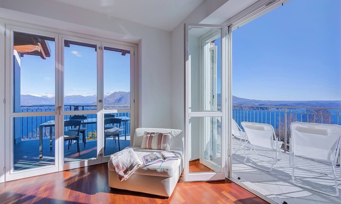 Stresa Apartamento | Penthouse The Magnifique View