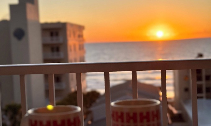 Ocean View Halifax Estates Condominio | Penthouse Condo with Ocean & Intercoastal view in beautiful Daytona Beach Shores