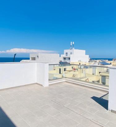 St. Andrew's Apartamento | Penthouse Valentines