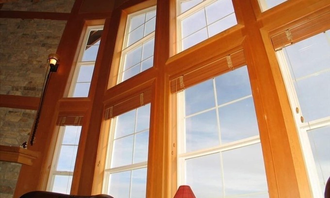 Snow Pine Estates Condominio | Miles encima ordinario: Sauna, Vista, Bañera de hidromasaje, Slopeside