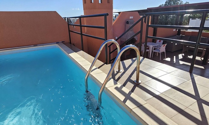 Playa de Vera Apartamento | Atico con piscina privada en solarium, vistas al mar, 65m de la playa, WiFi