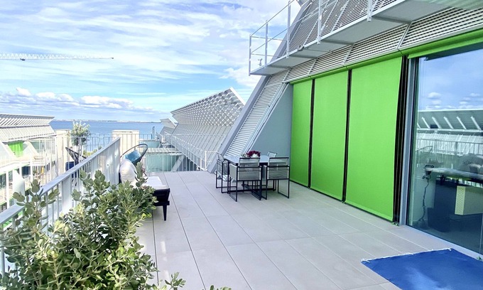 Marvila Condominio | Penthouse with river view 5 minutes from Web Summit and more