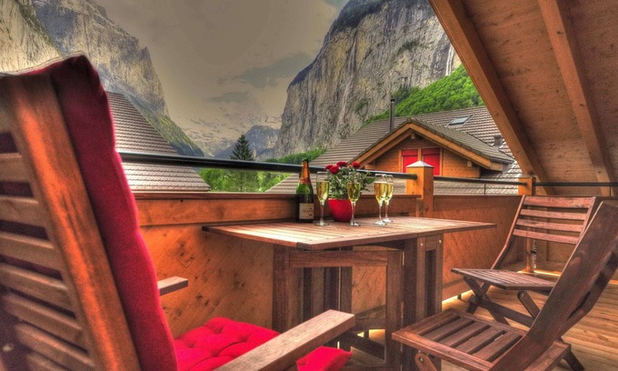 Lauterbrunnen Apartamento | Ático con vistas espectaculares. Capacidad para 8 personas.