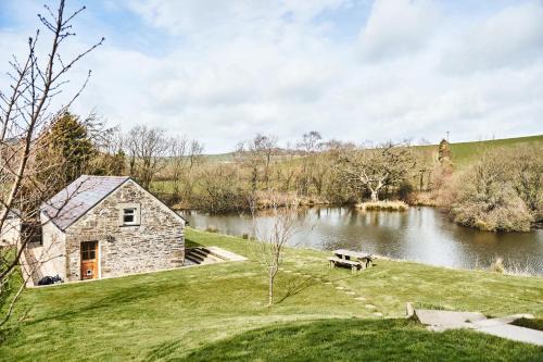 Llanybri Casa | Penuwch Boathouse
