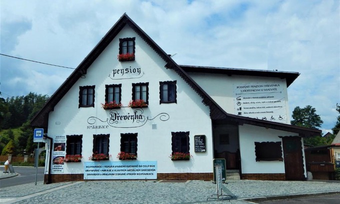 Osecna Casa | Penzion Dřevěnka