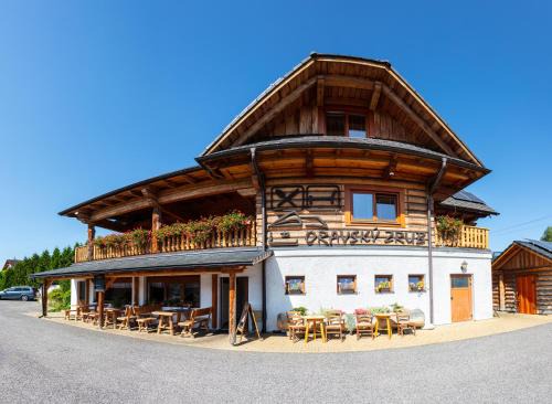 Nizna Casa | Penzion Oravsky Zrub