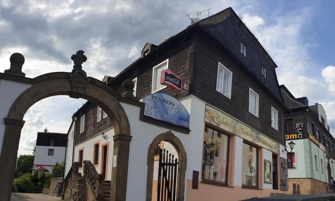 Novy Bor Casa | Penzion Sklář