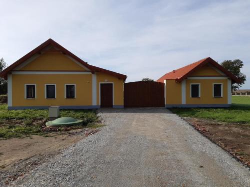 Sviny Apartamento | Penzion Vojtíšek