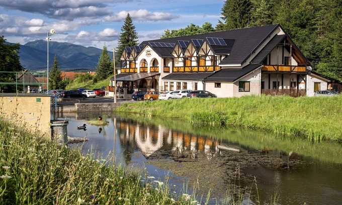 Zavazna Poruba Casa | Penzion Zivka