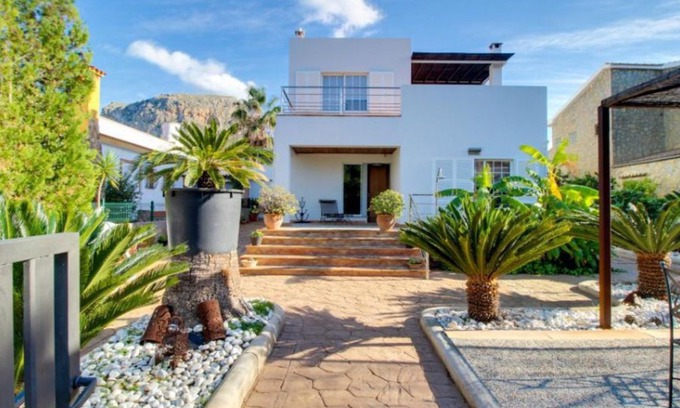 Urbanizacion Mont Ferrutx Casa | Pep Montferrutx in Colonia de Sant Pere