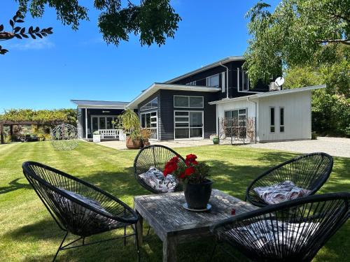 Havelock North Casa | Peppertree lodge