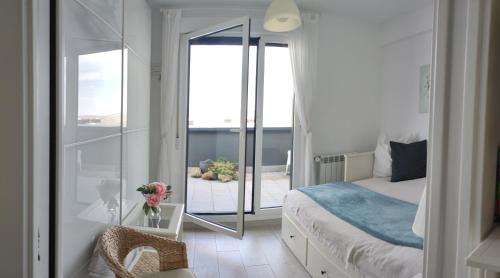 Irún Casa | Pequeña habitación con vistas dentro de nuestra vivienda